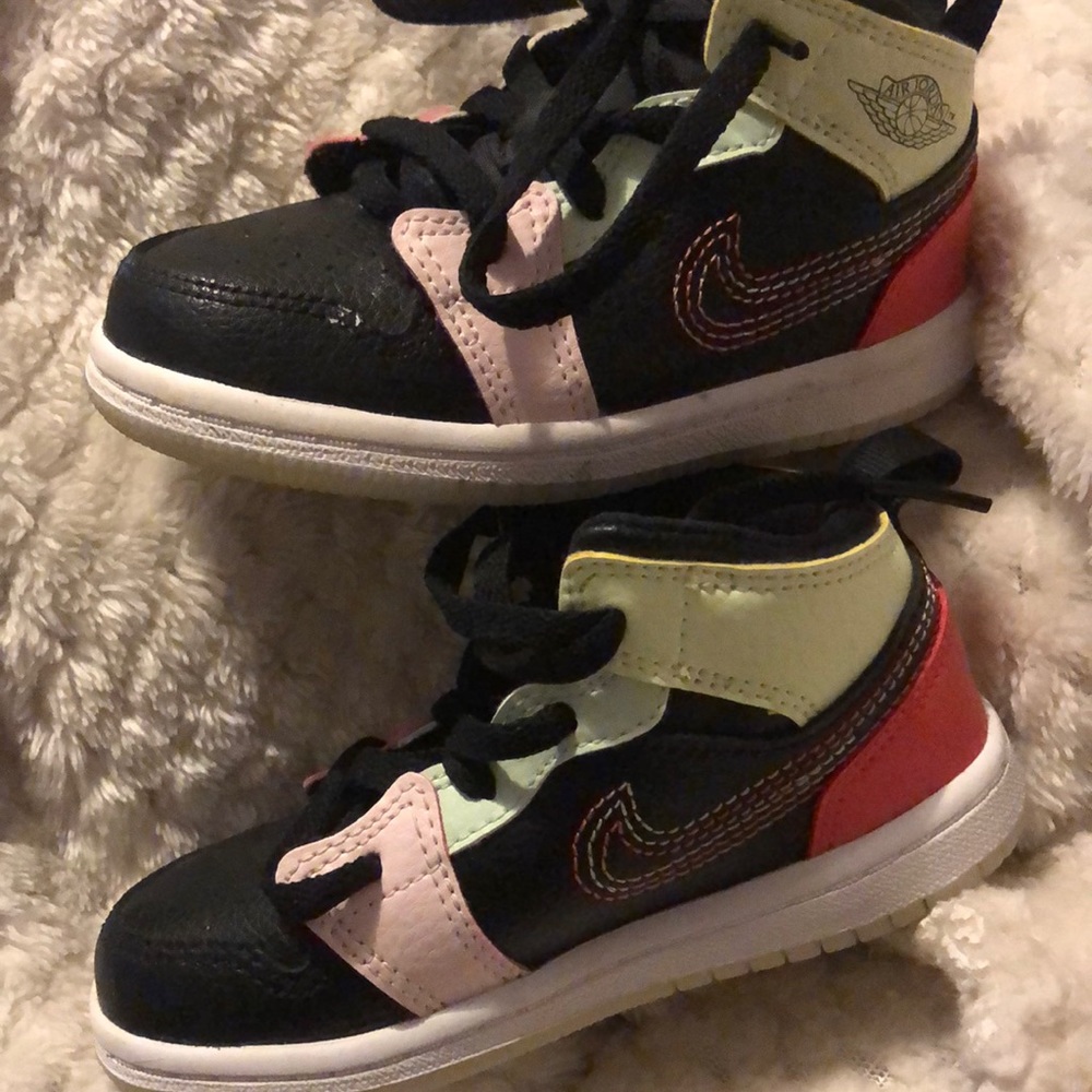 Toddler Girl Jordan Ones